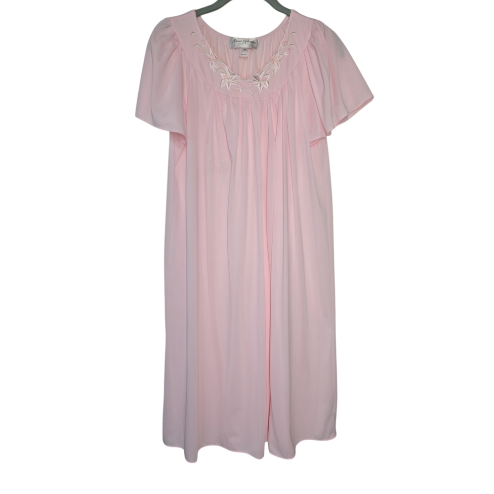 Vintage MISS ELAINE Classics Pink Embroidered Nightgown Medium *NEVER WORN*